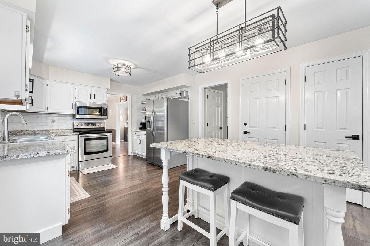 Interior, Kitchen, Pendant Lights, Stainless Steel Appliances, Wood Texture Flooring