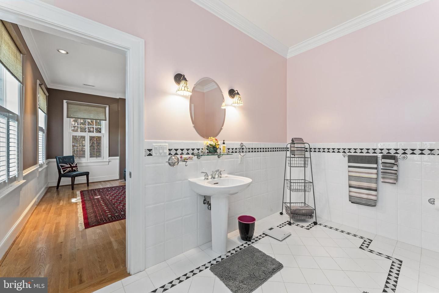 Bathroom, Interior, Recessed Lighting, Wood Texture Flooring