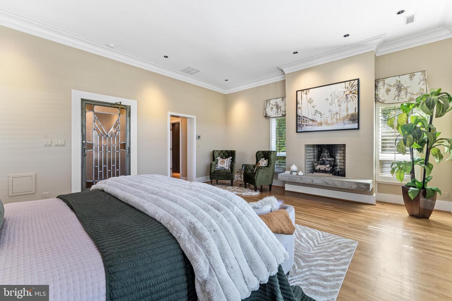 Bedroom, Fireplace, Interior, Recessed Lighting, Wood Texture Flooring