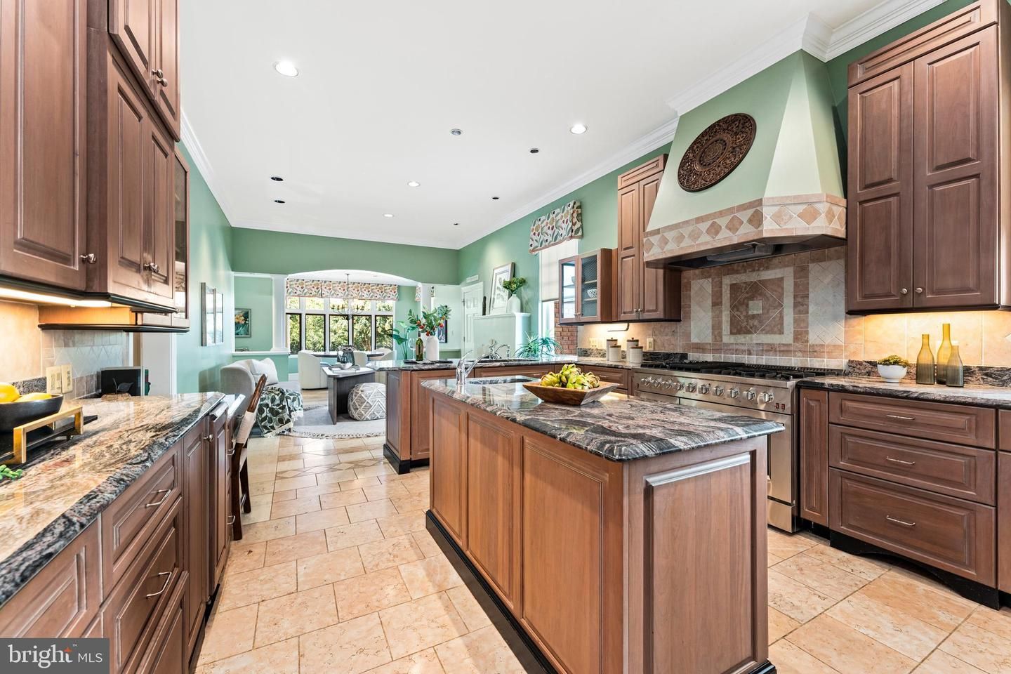 Dining room, Interior, Kitchen, Recessed Lighting