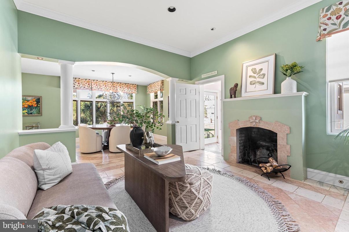 Chandelier, Dining room, Fireplace, Interior, Living room, Recessed Lighting