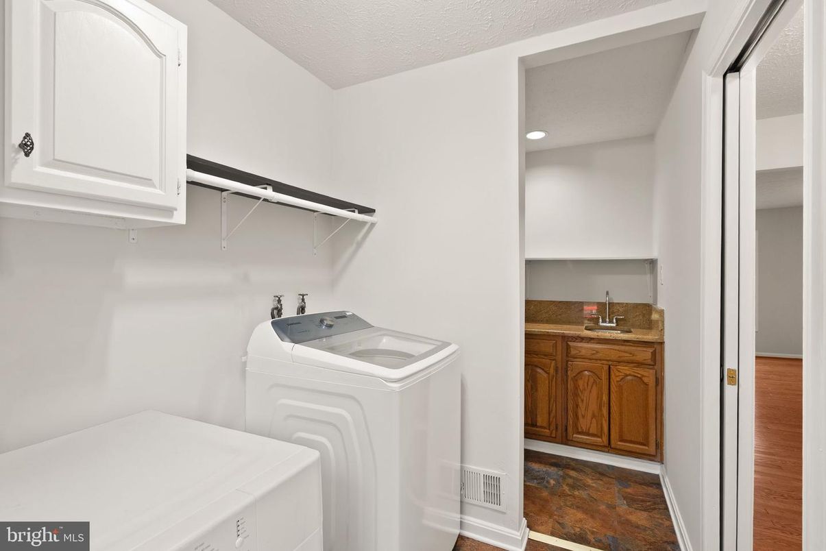 Interior, Recessed Lighting, Washer