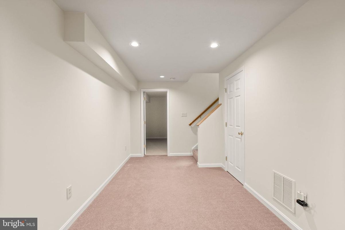 Interior, Recessed Lighting