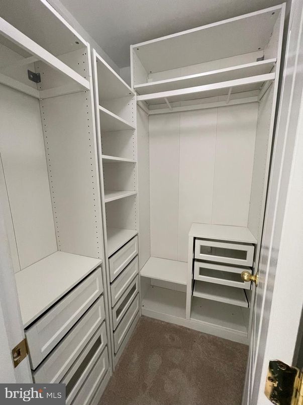 Interior, Walk-in Closets