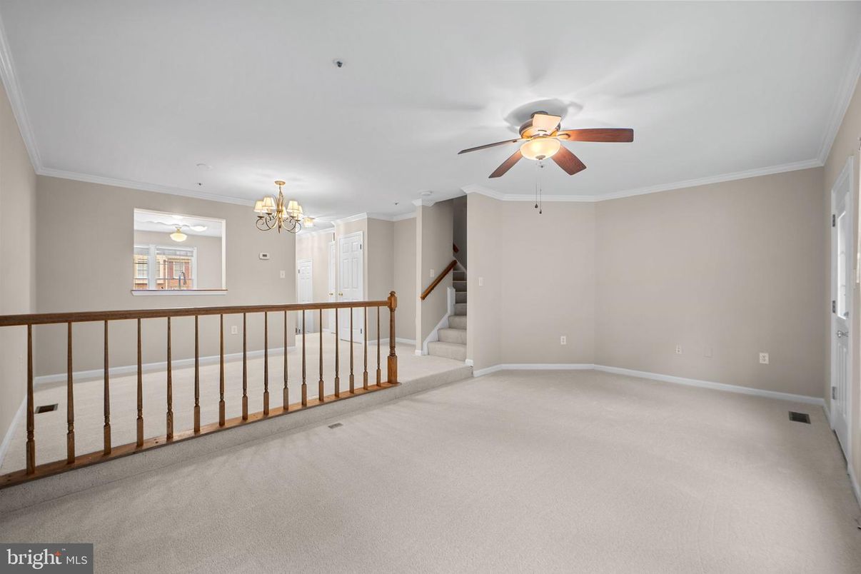 Chandelier, Empty room, Interior