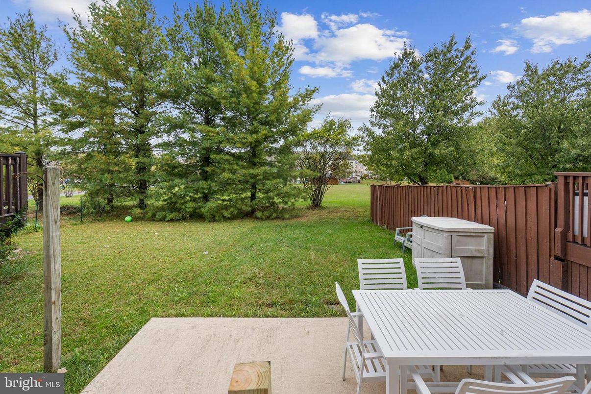 Backyard, Exterior, Hot Tub