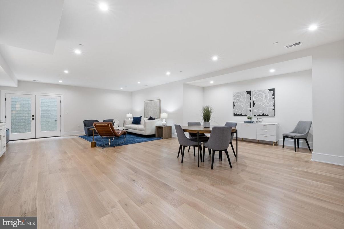 Dining room, Interior, Living room, Recessed Lighting, Wood Texture Flooring