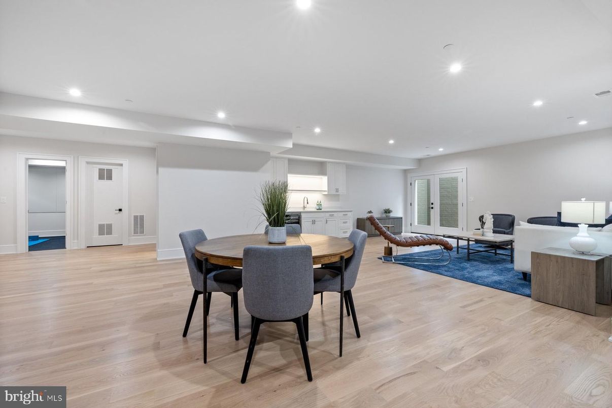 Dining room, Interior, Living room, Recessed Lighting, Wood Texture Flooring