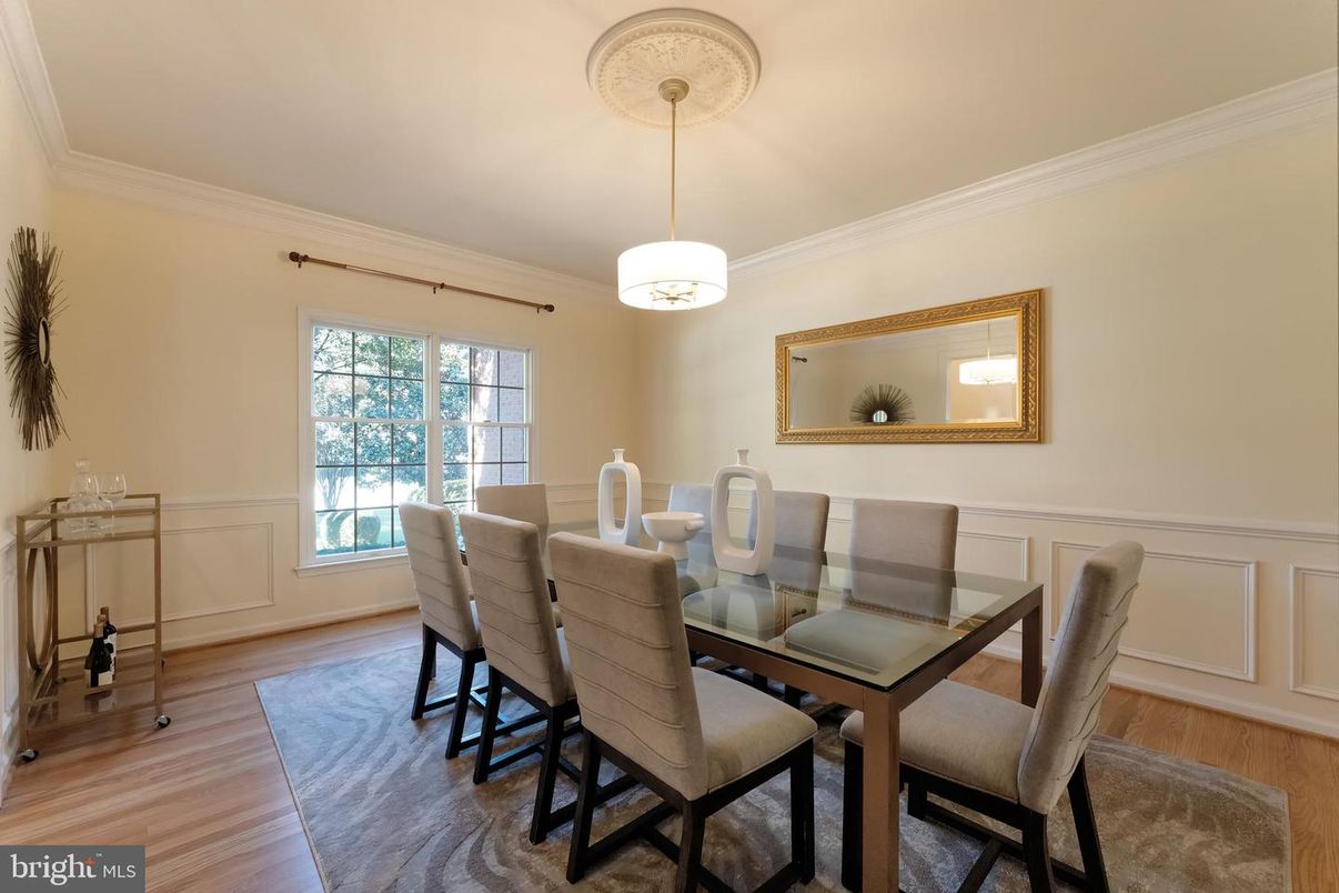 Dining room, Interior, Wood Texture Flooring