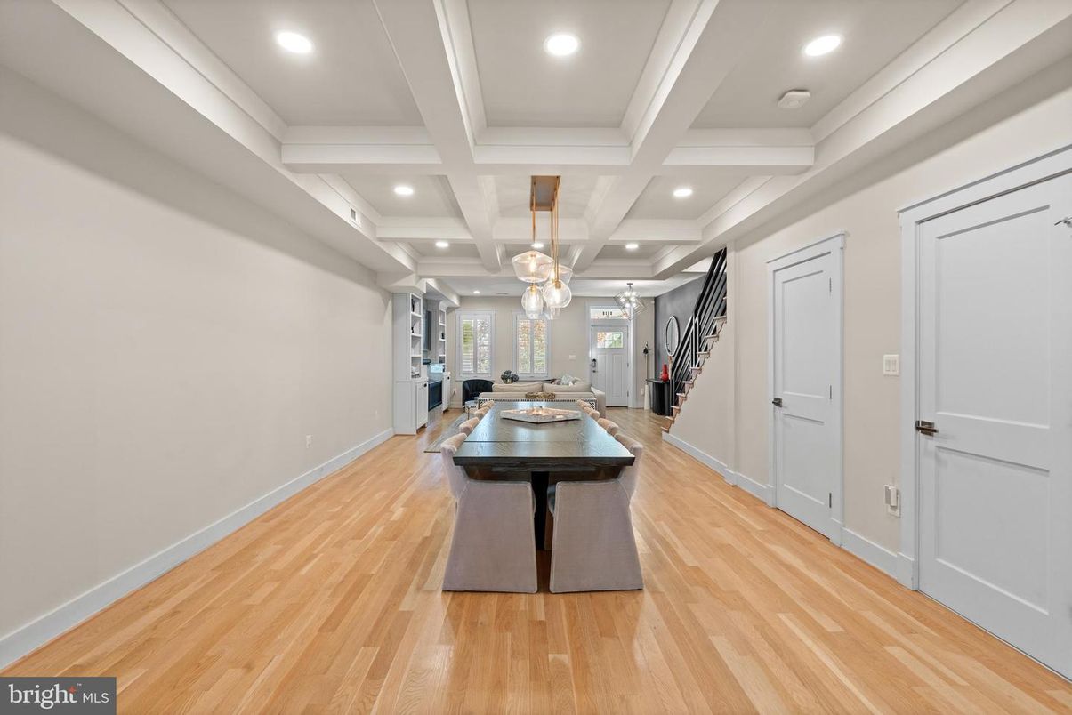 Interior, Pendant Lights, Recessed Lighting, Wood Texture Flooring
