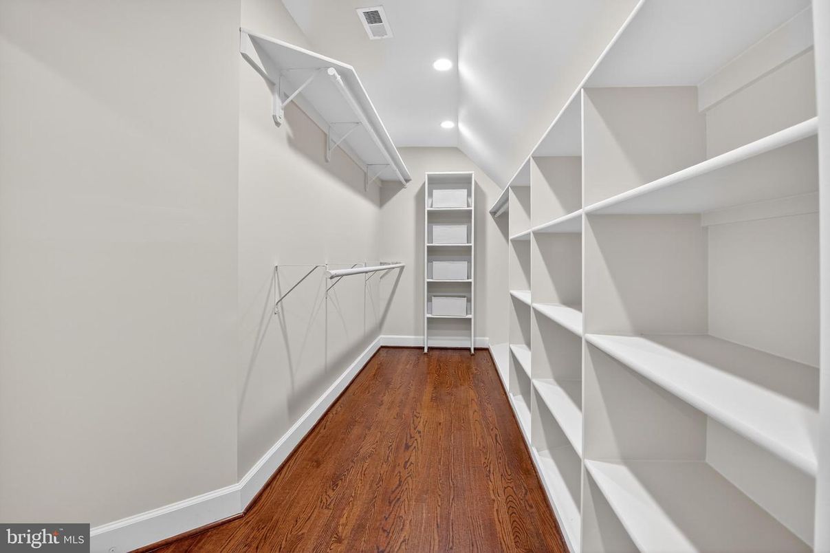 Interior, Recessed Lighting, Walk-in Closets, Wood Texture Flooring