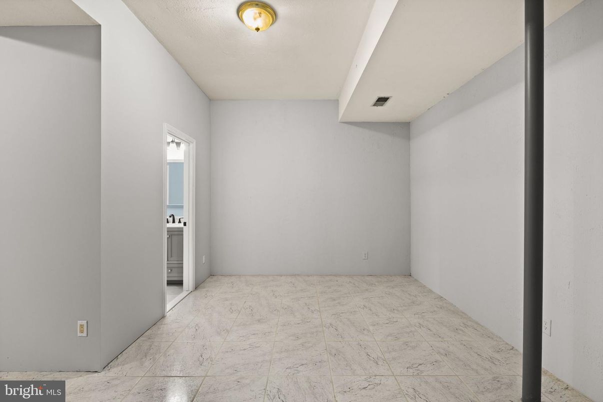 Empty room, Interior, Marble