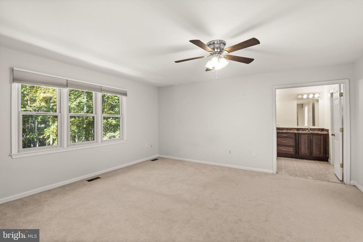 Bathroom, Empty room, Interior