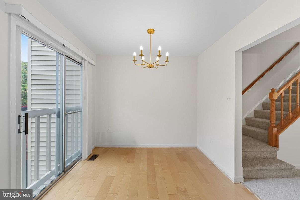 Chandelier, Empty room, Interior, Pendant Lights, Wood Texture Flooring