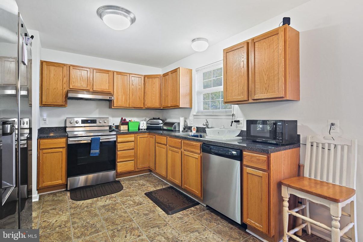 Interior, Kitchen, Stainless Steel Appliances