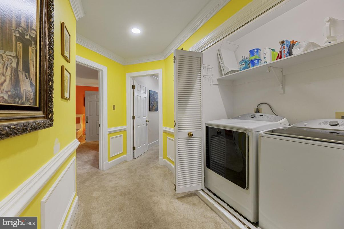 Interior, Recessed Lighting, Utility Closets, Washer