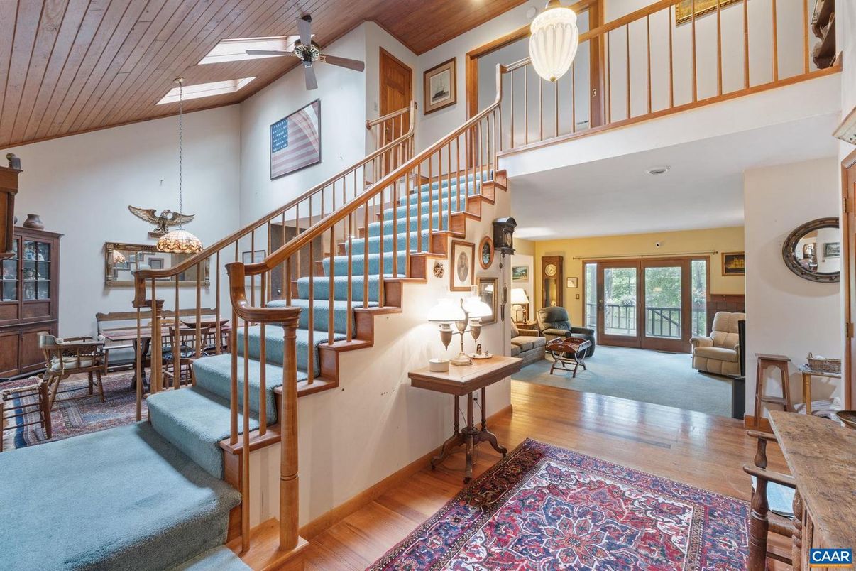 Chandelier, Dining room, Interior, Pendant Lights, Wooden Ceilings, Wood Texture Flooring