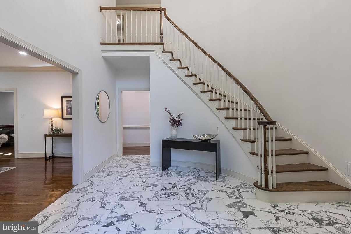 DE Listing image placeholder