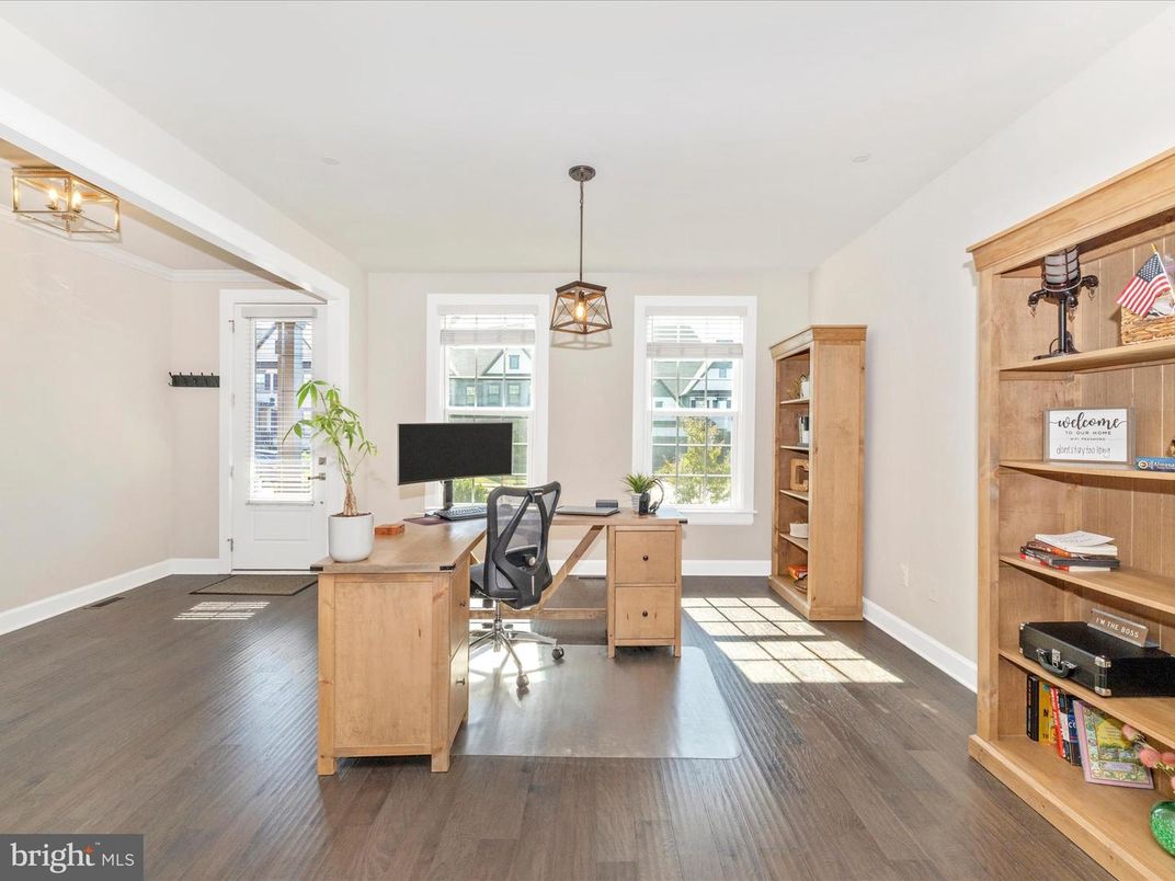 Home Office, Interior, Pendant Lights, Wood Texture Flooring