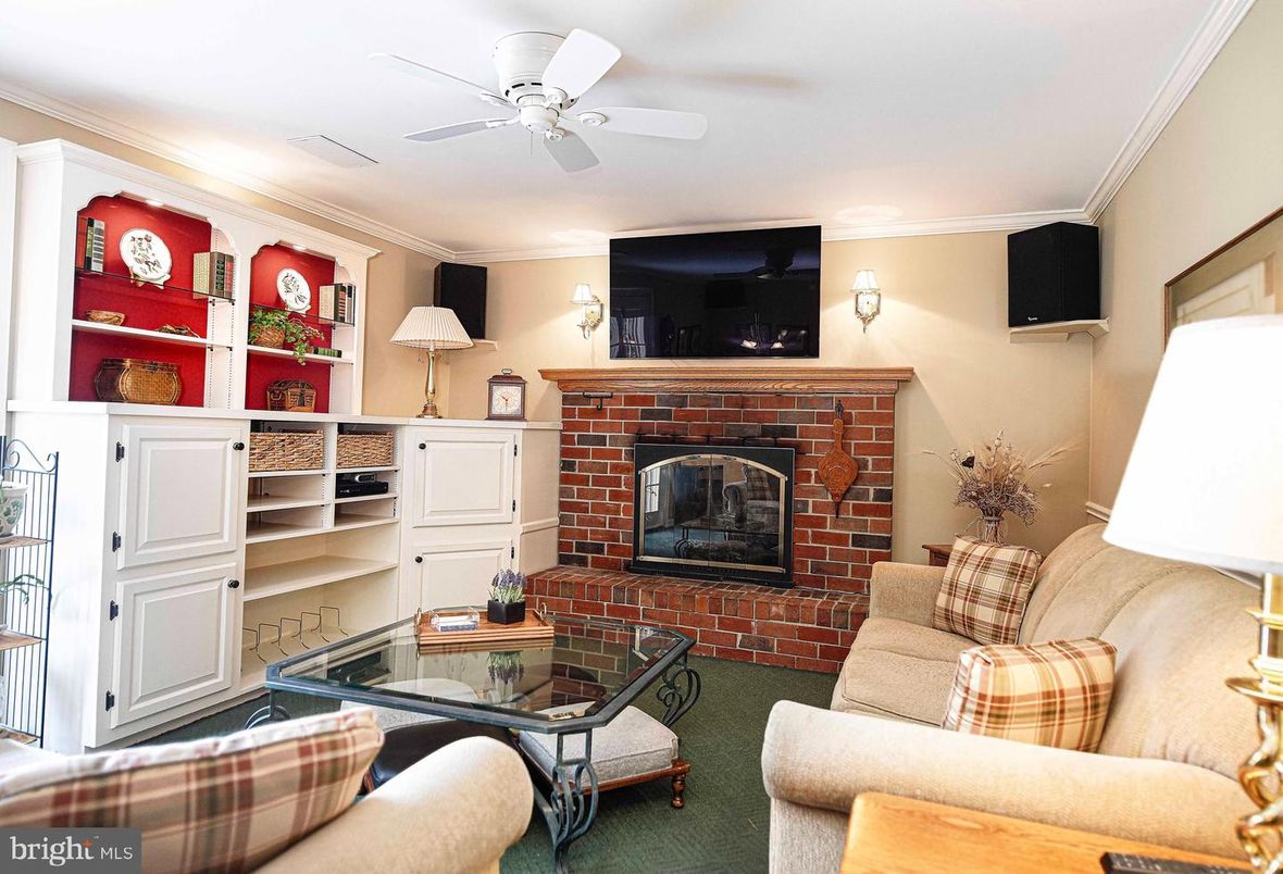 Fireplace, Interior, Living room