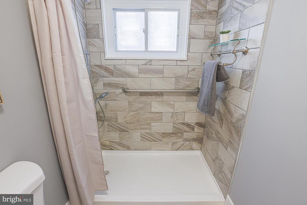 Bathroom, Interior, Marble Walls