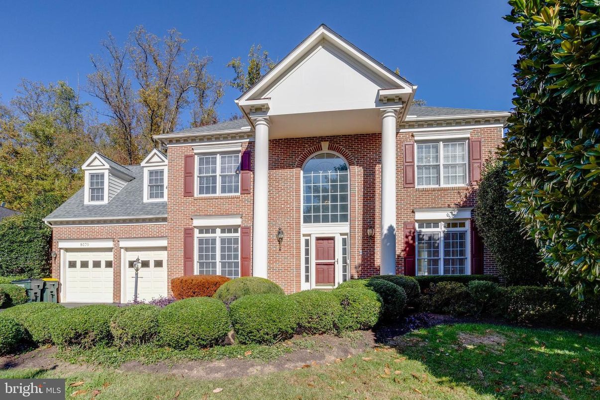 Attached, Exterior, Facade, Brick Facade, Brick Traditional