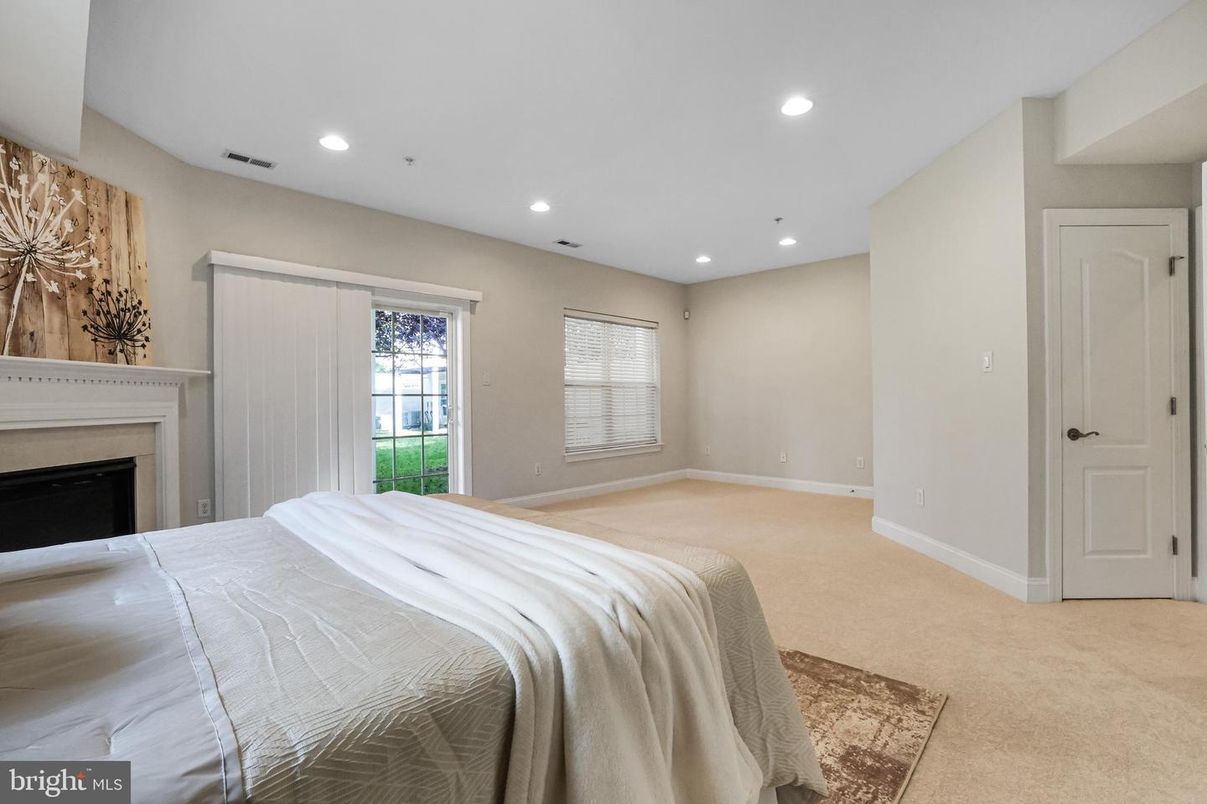 Bedroom, Fireplace, Interior, Recessed Lighting