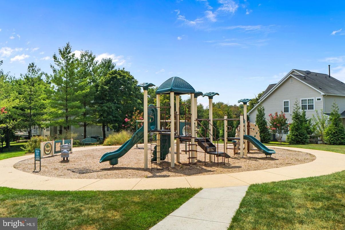 Backyard, Exterior, Playground