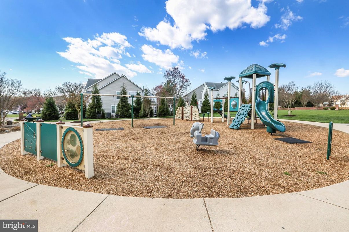 Backyard, Exterior, Playground