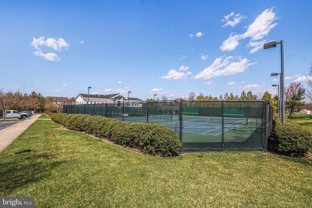 Exterior, Tennis Courts