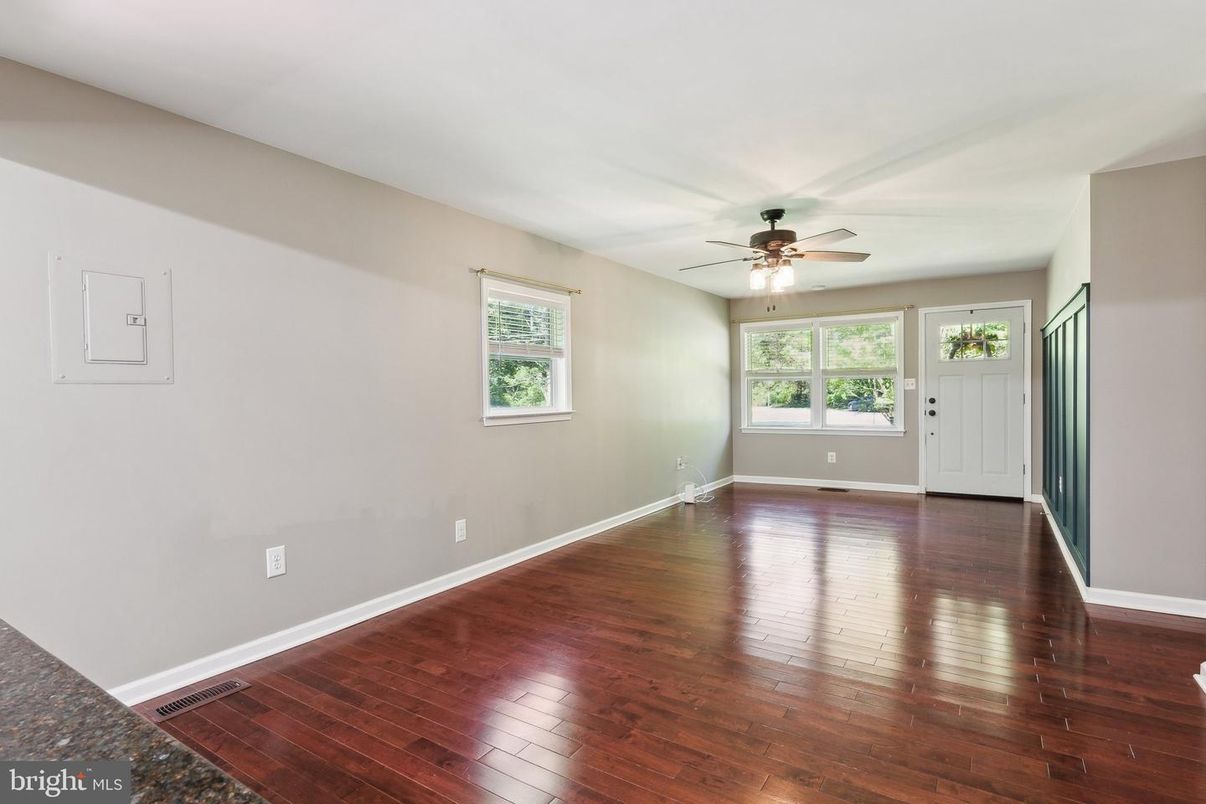 Empty room, Interior, Wood Texture Flooring