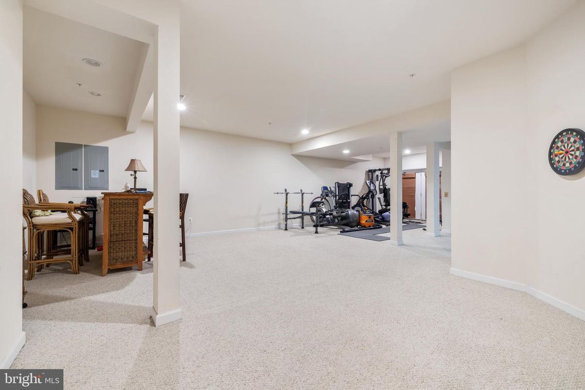 Fitness Equipment, Gym, Interior, Recessed Lighting