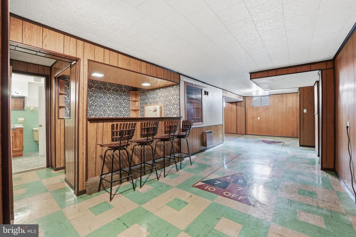 Interior, Recessed Lighting, Wooden Walls