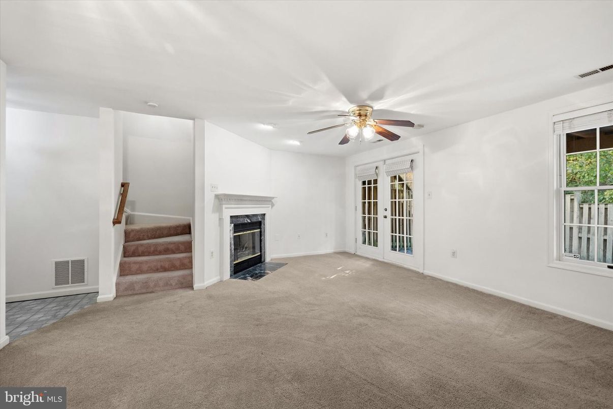 Empty room, Fireplace, Interior, Recessed Lighting