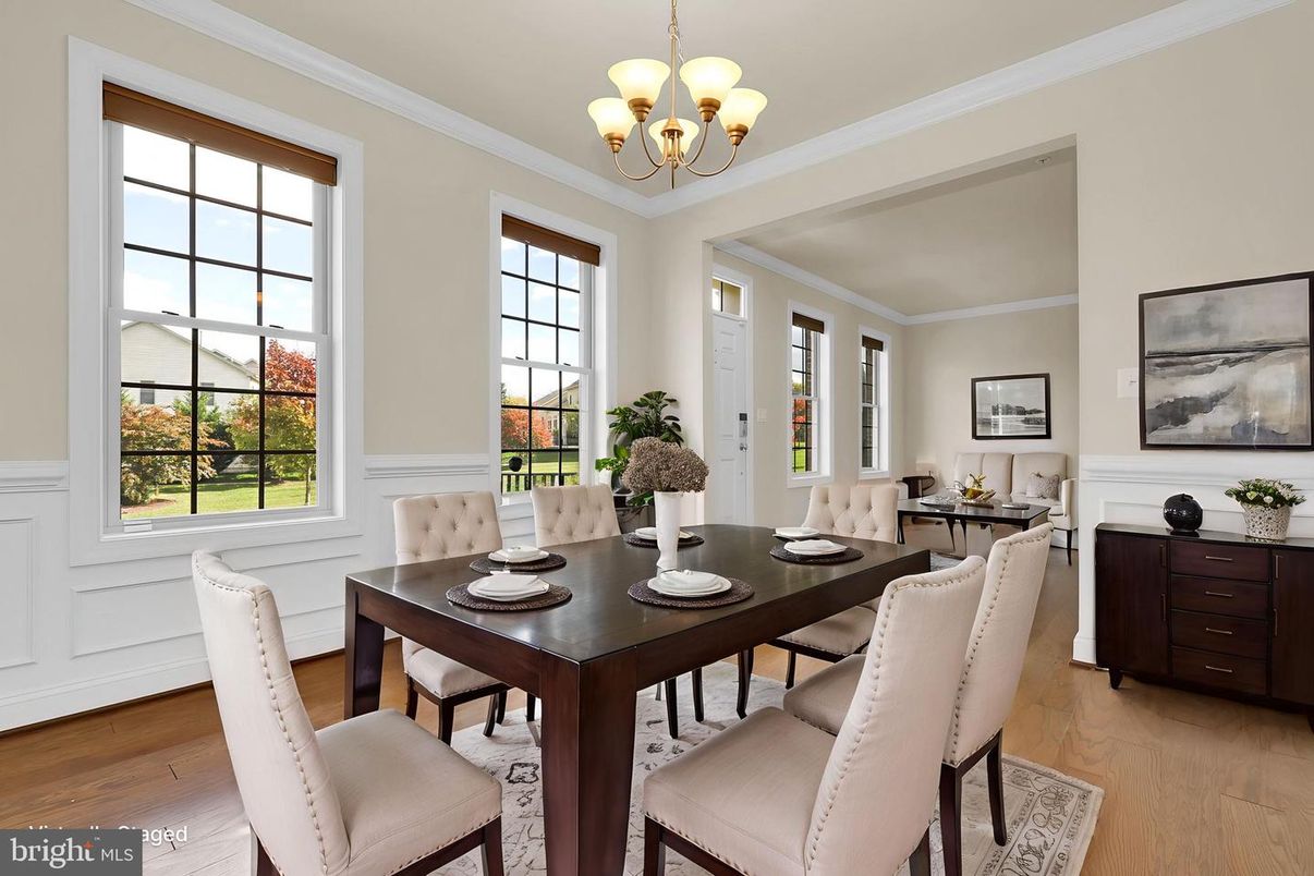 Chandelier, Dining room, Interior, Wood Texture Flooring