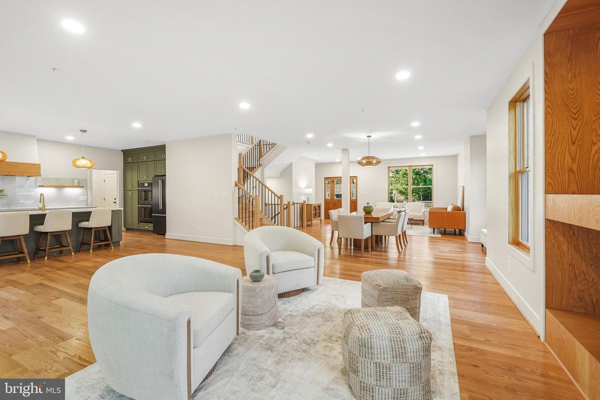 Dining room, Interior, Kitchen, Living room, Pendant Lights, Recessed Lighting, Wood Texture Flooring