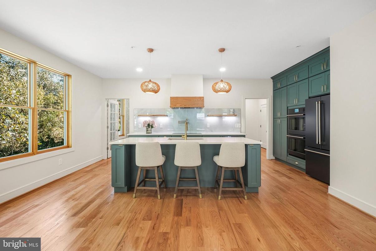 Interior, Kitchen, Pendant Lights, Recessed Lighting, Wood Texture Flooring
