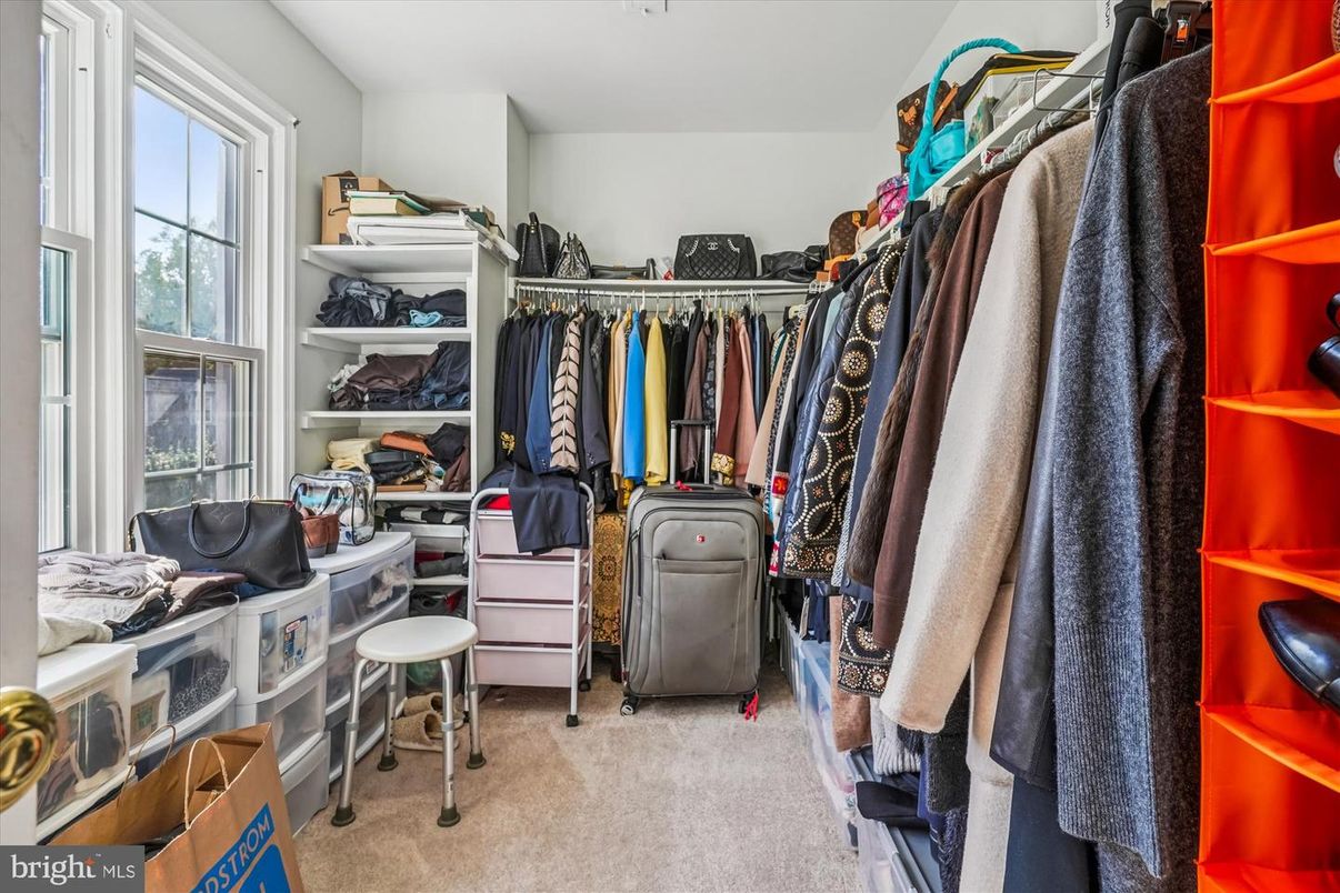 Interior, Walk-in Closets