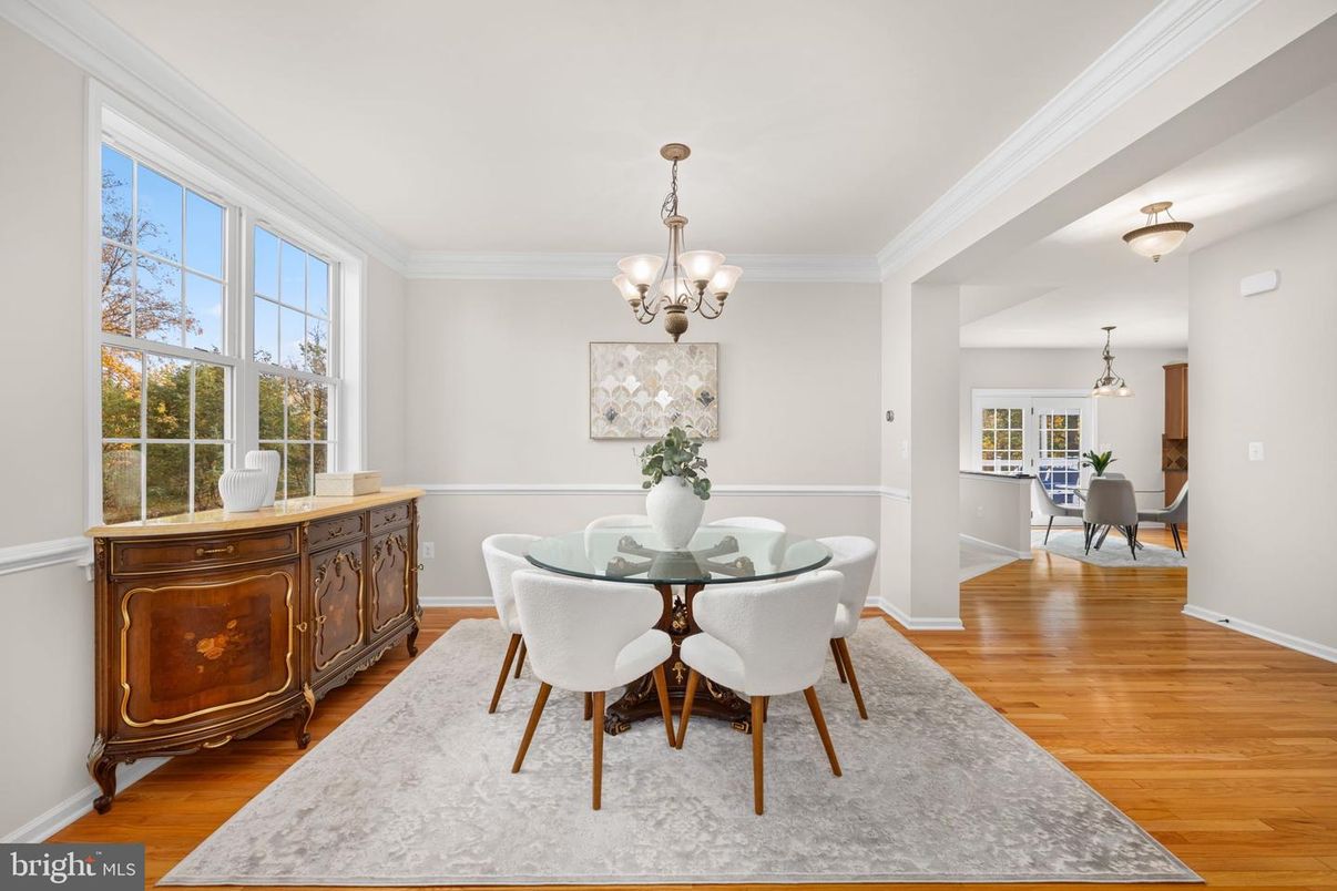 Chandelier, Dining room, Interior, Wood Texture Flooring