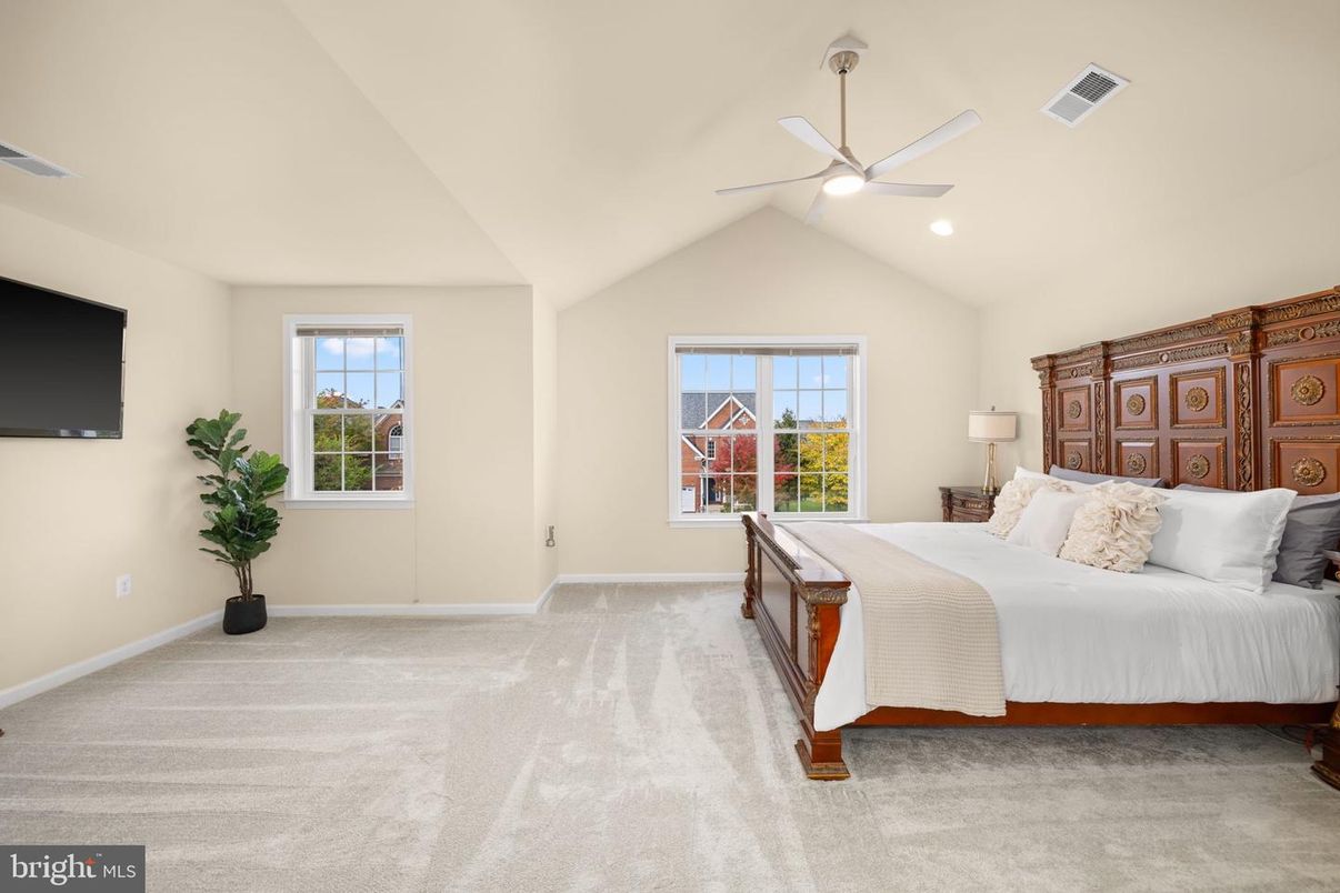 Bedroom, Interior, Recessed Lighting