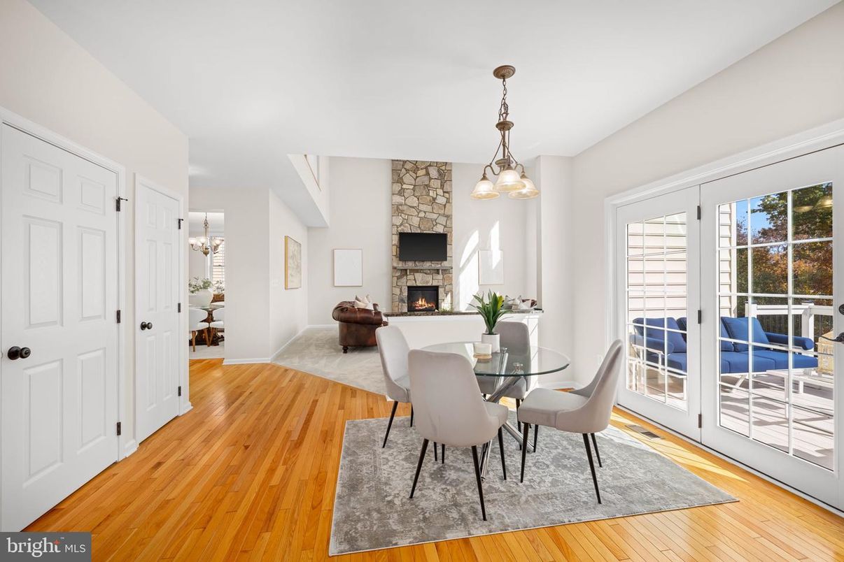 Dining room, Fireplace, Interior, Pendant Lights, Wood Texture Flooring