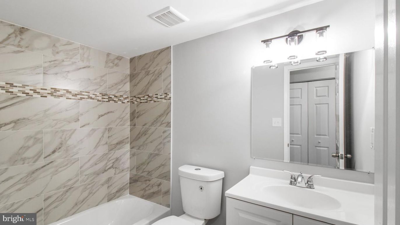 Bathroom, Interior, Marble Walls