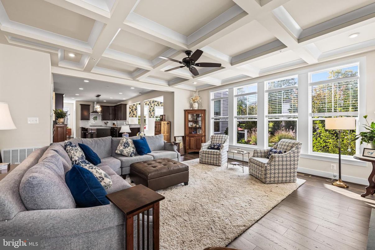 Interior, Kitchen, Living room, Pendant Lights, Recessed Lighting, Stainless Steel Appliances, Wood Texture Flooring