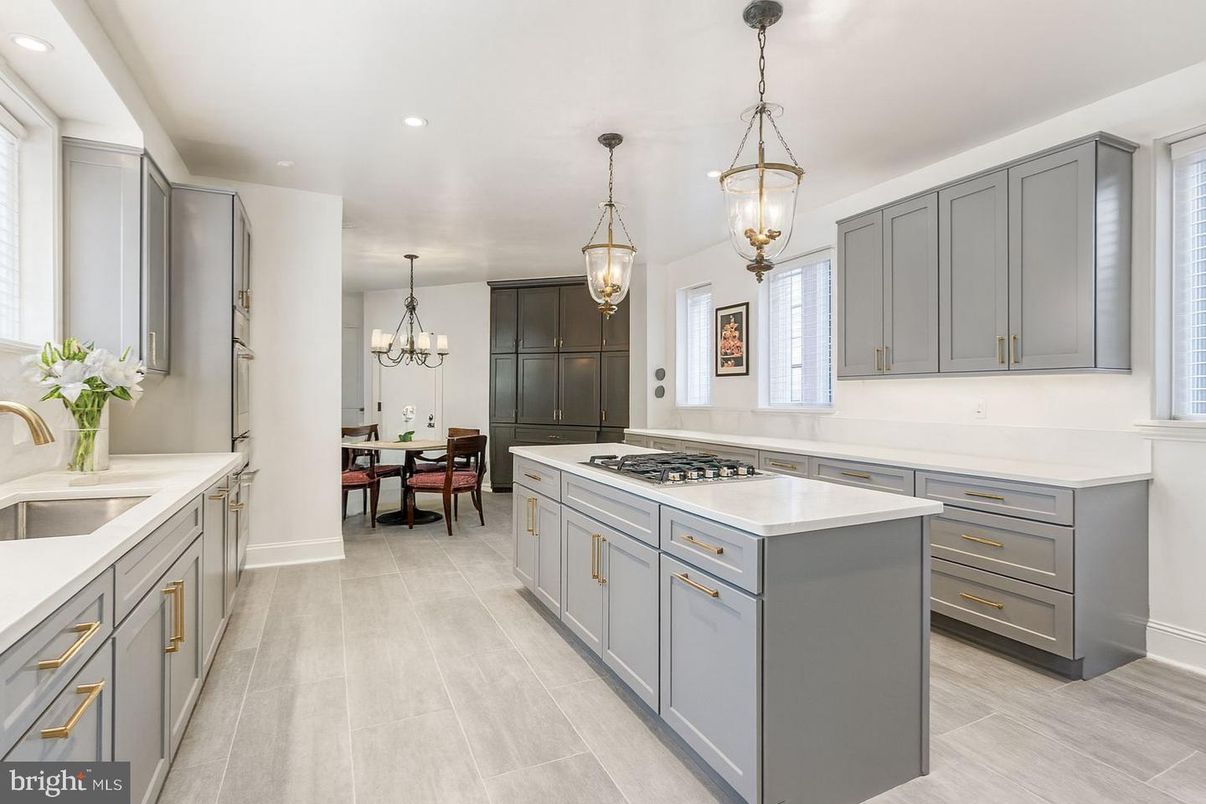 Chandelier, Dining room, Interior, Kitchen, Pendant Lights, Recessed Lighting