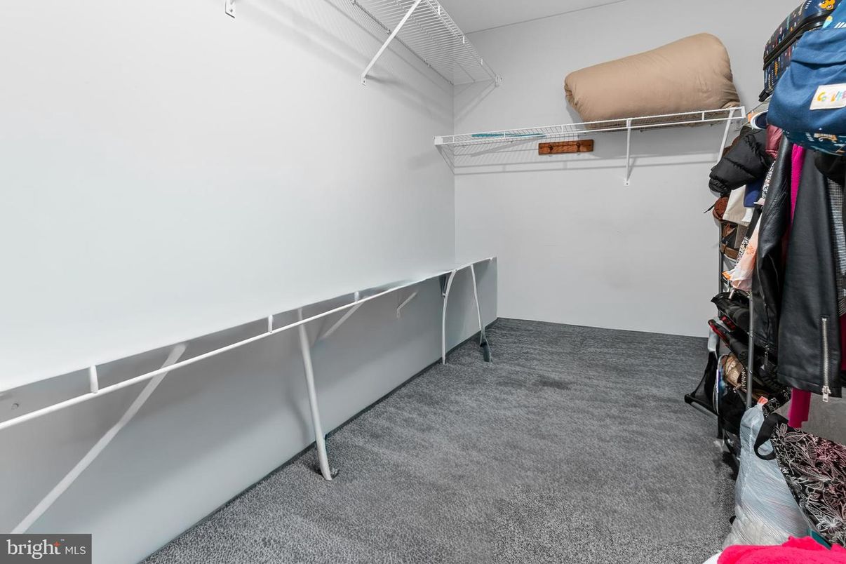 Interior, Walk-in Closets