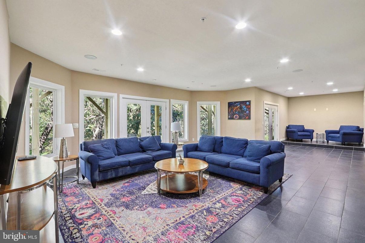 Interior, Living room, Recessed Lighting