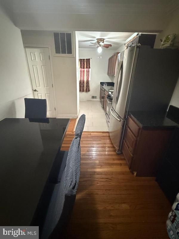 DE Listing image placeholder