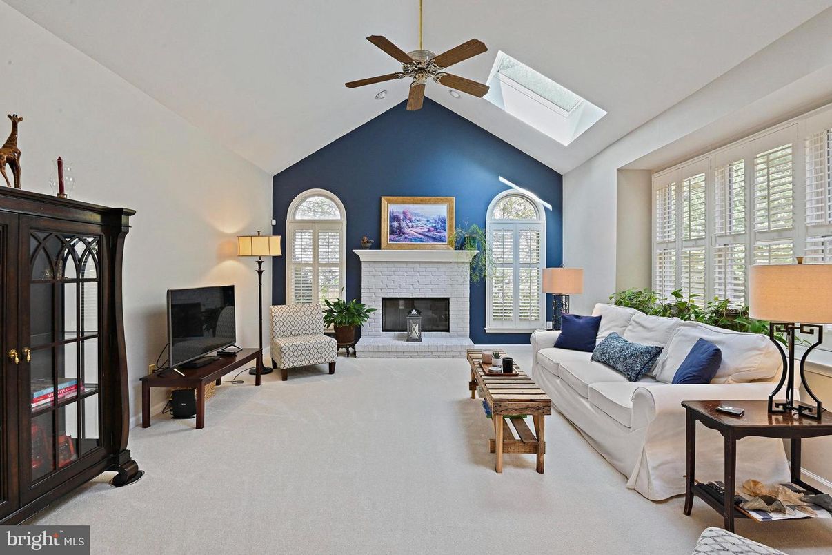 Fireplace, Interior, Living room