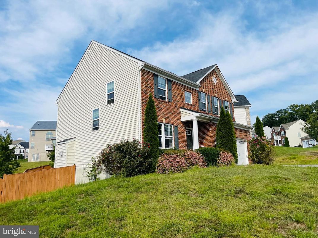 Attached, Exterior, Facade, Brick Facade, Farmhouse