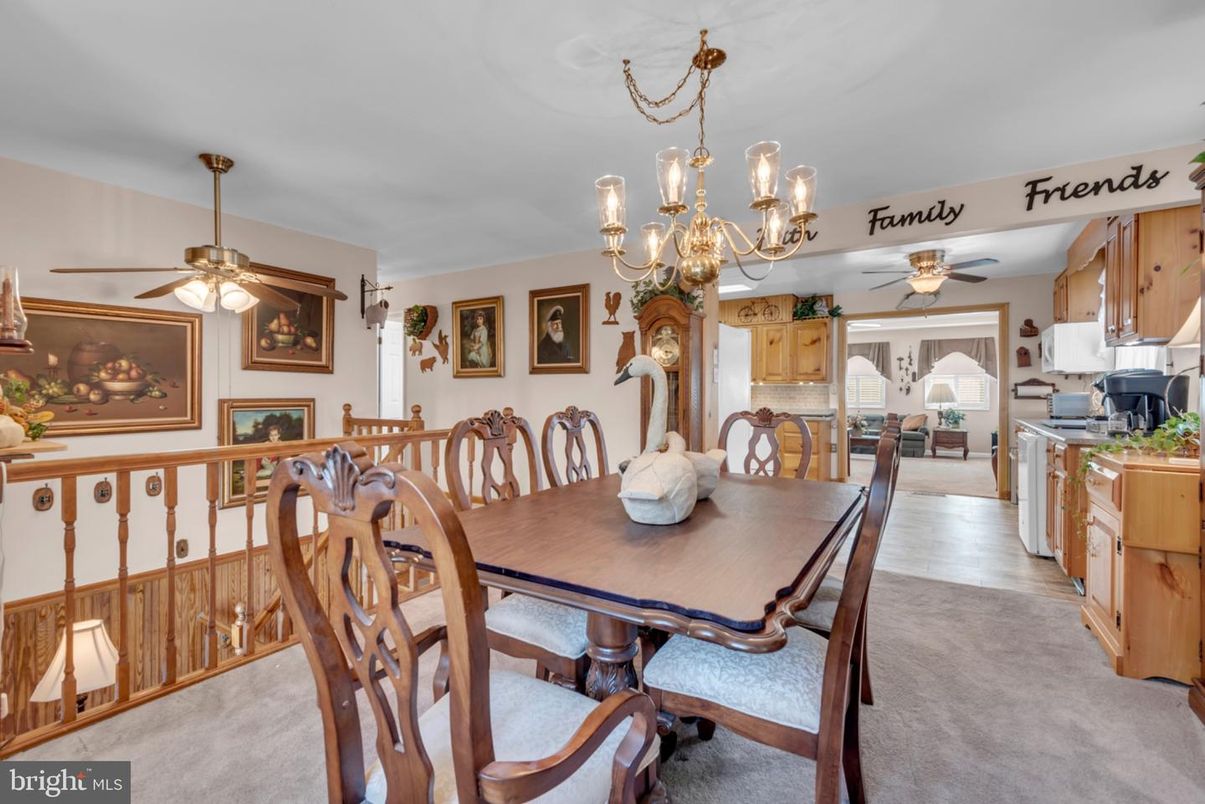 Chandelier, Dining room, Interior, Kitchen, Wood Texture Flooring